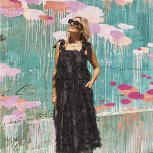 Elegant Black & Metallic Eyelash Elastic Waist Skirt